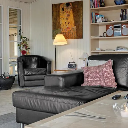 Gorgeous In Bogense With Indoor Swimming Pool 度假居 Skåstrup